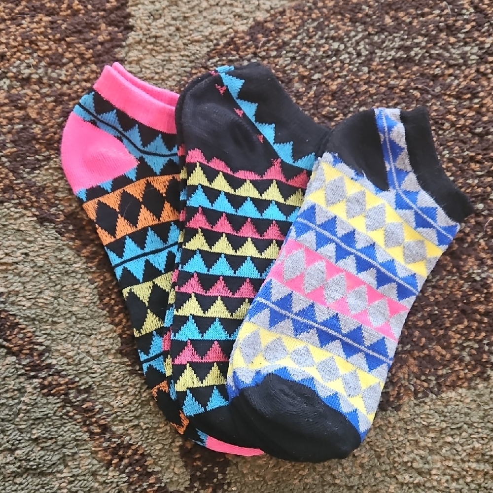 Colorful Geometric Patterned Socks for Men